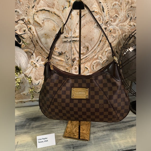 Louis Vuitton Thames GM in Damier Ebene. - Picture 1 of 16